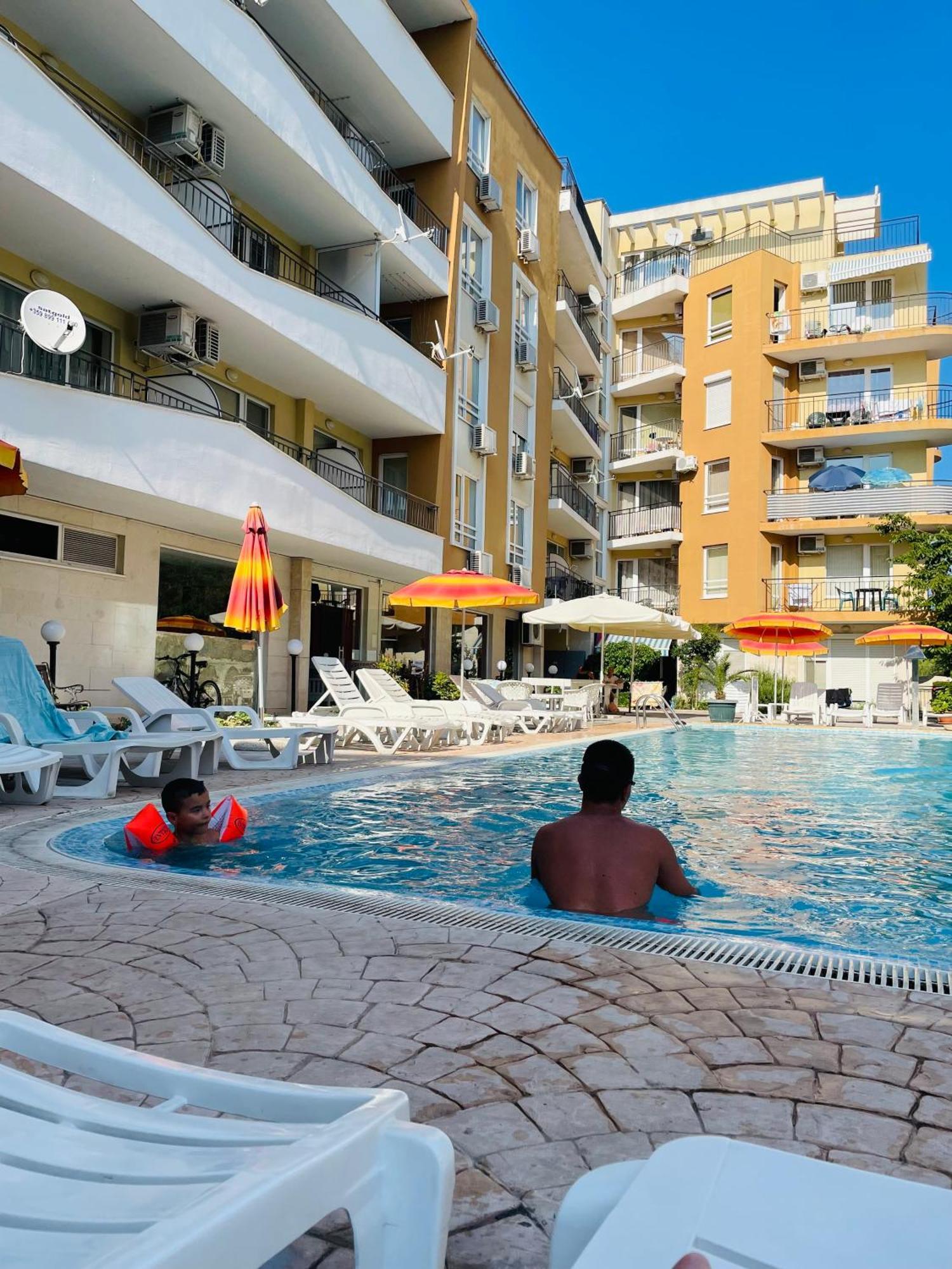 Blue Marine - Daneli Apartment Sunny Beach Exterior photo